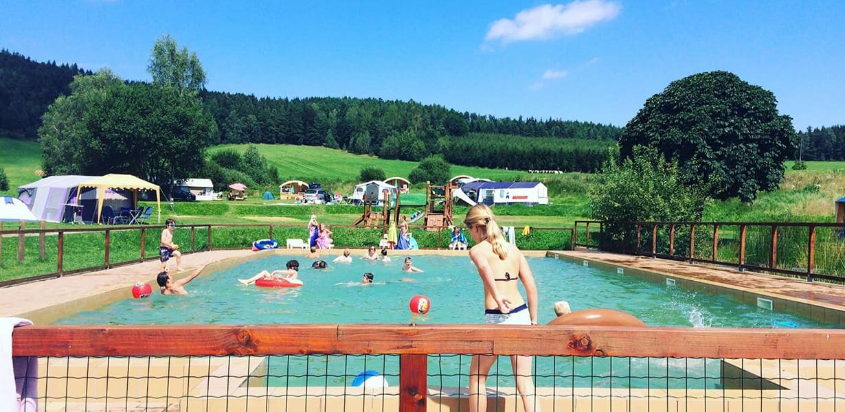 Zwembad Camping Chvalsiny